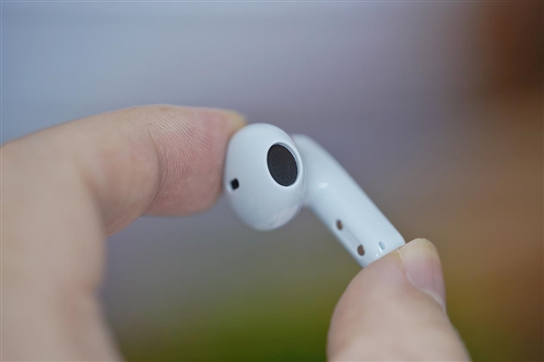 :33小時超長續航!Redmi Buds 6S圖賞