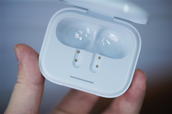 :33小時超長續航!Redmi Buds 6S圖賞